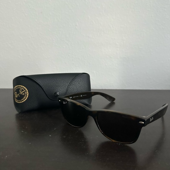 Ray Bans New Wayfarer Polarized Sunglasses - Picture 1 of 3